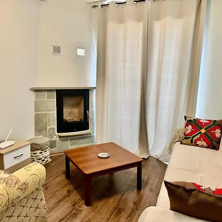 Mountin View & Rafting In * Përmet