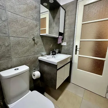 بيت للعطل Mountin View & Rafting In *