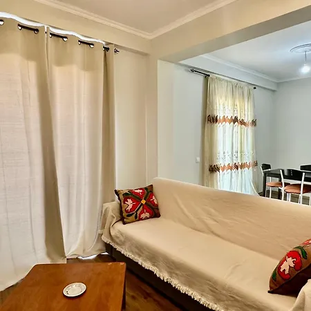 Mountin View & Rafting In *