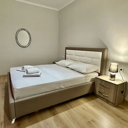 Mountin View & Rafting In * Përmet