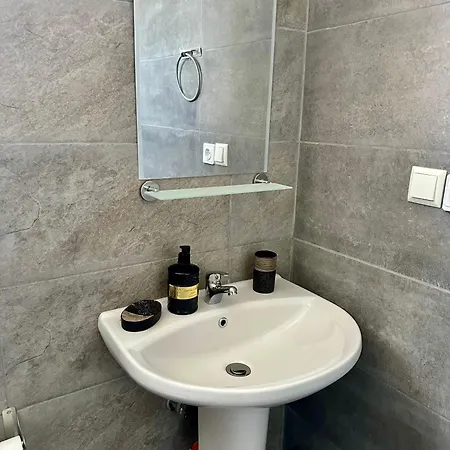 Mountin View & Rafting In بيت للعطل Përmet