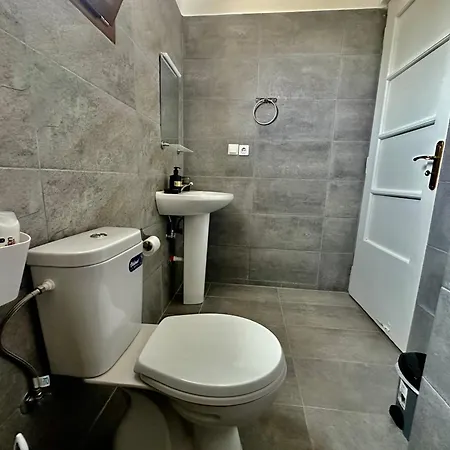 بيت للعطل Mountin View & Rafting In Përmet