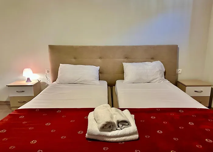 度假居 Mountin View & Rafting In Përmet